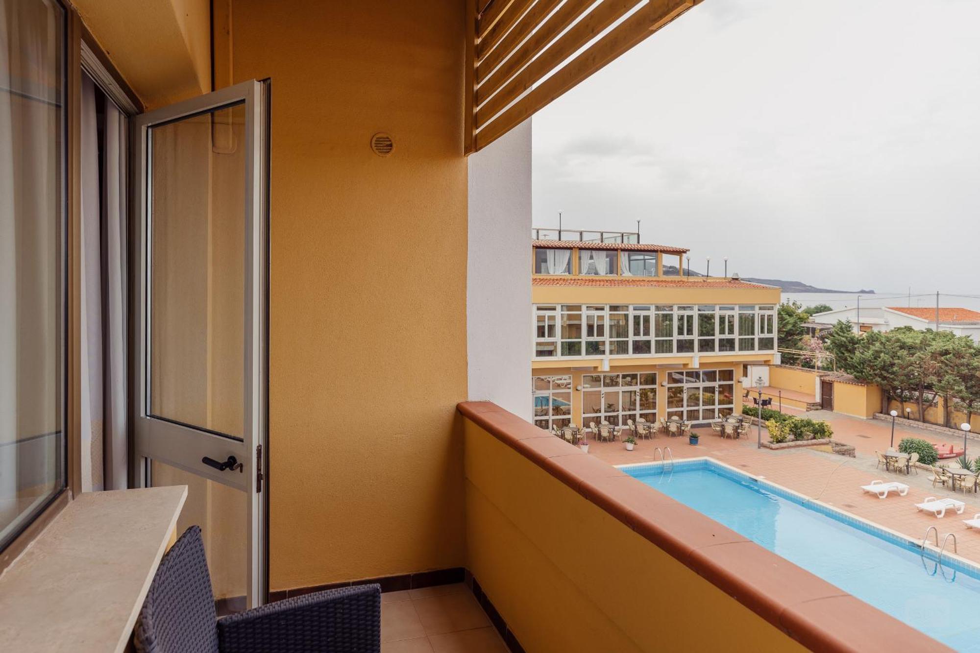 Malaspina Hotel & Resort 보사 외부 사진
